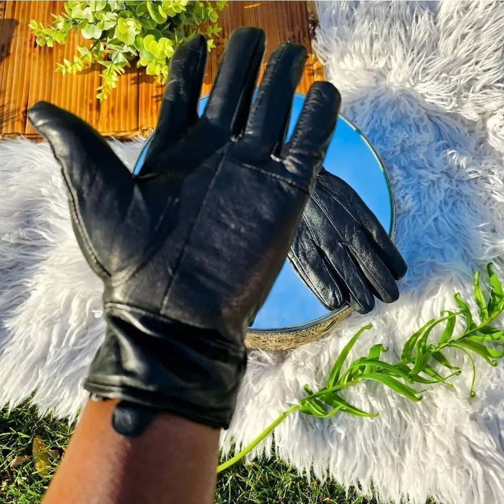 VTG Classic John Kent Leather Blend, Snap Closure Cuff Gloves.